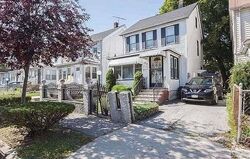 Pre-foreclosure in  204th St Saint Albans, NY 11412