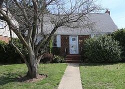 Pre-foreclosure in  White Rd Mineola, NY 11501