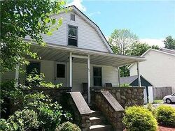 Pre-foreclosure in  Taft Ave Staten Island, NY 10301