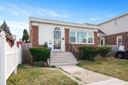 Pre-foreclosure in  Indianapolis Blvd East Chicago, IN 46312