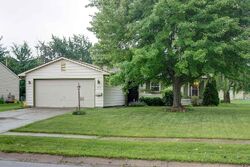 Pre-foreclosure in  Tipperary Trl Fort Wayne, IN 46815