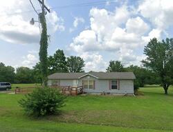  Delaware Dr, Ozawkie KS
