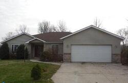 Pre-foreclosure in  Upland Ridge Dr Fort Wayne, IN 46825