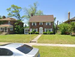 Pre-foreclosure in  HAYES ST Gary, IN 46404