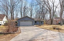 Pre-foreclosure in  Spur Creek Ct Fort Wayne, IN 46825