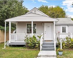 Pre-foreclosure in  Everett St Richmond, VA 23224
