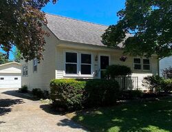 Pre-foreclosure in  N Highlands Blvd Fort Wayne, IN 46808