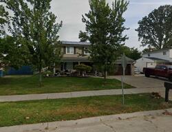 Pre-foreclosure in  Kim Dr Clinton Township, MI 48035