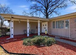 Pre-foreclosure in  Estates Dr Florissant, MO 63033