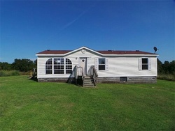Pre-foreclosure in  Apple Ln Goodman, MO 64843