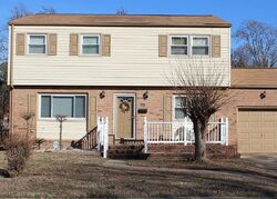 Pre-foreclosure in  Micott Dr Hampton, VA 23666