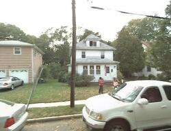  Waverly Pl, Farmingdale NY