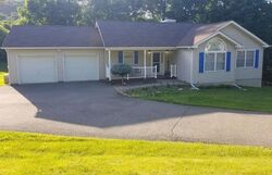 Pre-foreclosure in  Brian Ct Salisbury Mills, NY 12577