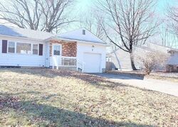 Pre-foreclosure in  Winthrop Ave Middletown, NY 10940