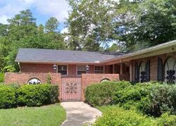 Pre-foreclosure in  Camelia Ln Lake City, SC 29560