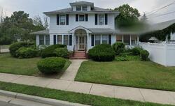 Pre-foreclosure in  Emerson Pl Valley Stream, NY 11580