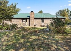 Pre-foreclosure in  Red Bird Ln Waterloo, SC 29384