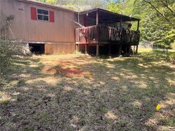Pre-foreclosure in  Rock Creek Rd Fair Play, SC 29643