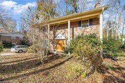 Pre-foreclosure in  Pineburr Rd Jamestown, NC 27282