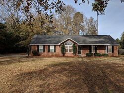 Pre-foreclosure in  Cains Mill Rd Sumter, SC 29154
