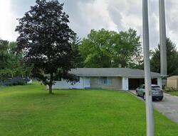 Pre-foreclosure in  Greendale Dr Fort Wayne, IN 46815
