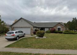 Pre-foreclosure in  Newgate Ct New Haven, IN 46774