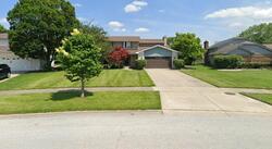 Pre-foreclosure in  Ivy Ln Munster, IN 46321