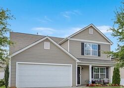 Pre-foreclosure in  Nathan Dr Charlotte, NC 28269
