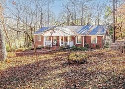  Sherman Dr, Fayetteville NC