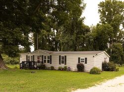 Pre-foreclosure in  W Foy St Richlands, NC 28574