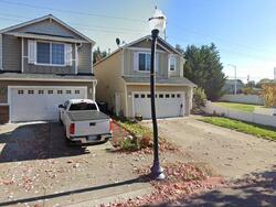 Pre-foreclosure in  Ne 71st Ave Vancouver, WA 98661