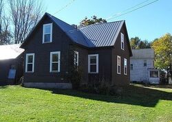 Pre-foreclosure in  Park Ave Newport, ME 04953