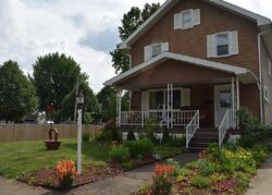 Pre-foreclosure in  4th St Nw New Philadelphia, OH 44663
