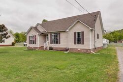 Pre-foreclosure in  Tarpley Ave Cornersville, TN 37047