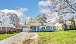  E Yates Ave, Findlay OH
