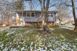 Pre-foreclosure in  Omar Dr Columbus, OH 43207