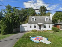 Pre-foreclosure in  Kittell Rd Fayetteville, NY 13066