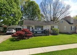 Pre-foreclosure in  Herbert St Mogadore, OH 44260