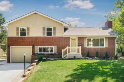 Pre-foreclosure in  LILLIAN LN Columbus, OH 43227