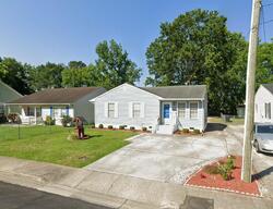 Pre-foreclosure in  Pine St Franklin, VA 23851