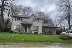 Pre-foreclosure in  Cloverdale Highland, MI 48356