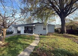 Pre-foreclosure in  Dixie Dr Norfolk, VA 23505