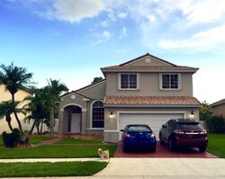 Pre-foreclosure in  Nw 12th St Hollywood, FL 33029
