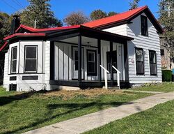 Pre-foreclosure in  Damon Rd New Woodstock, NY 13122