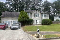 Pre-foreclosure in  Alford Rd Lithonia, GA 30058