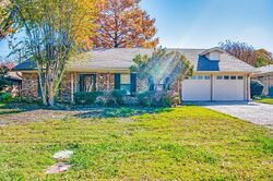 Pre-foreclosure in  Wheaton Dr Fort Worth, TX 76133
