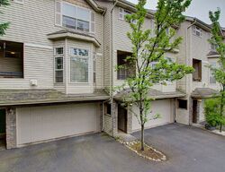 Pre-foreclosure in  Ne Fremont St  Portland, OR 97220