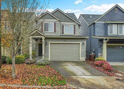 Pre-foreclosure in  Nw Stewart Ln North Plains, OR 97133