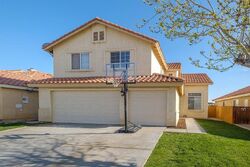 Pre-foreclosure in  Hudson Dr Victorville, CA 92395