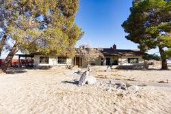 Pre-foreclosure in  Black Mountain Blvd Inyokern, CA 93527